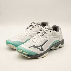 Mizuno White Sneakers with Teal Accents